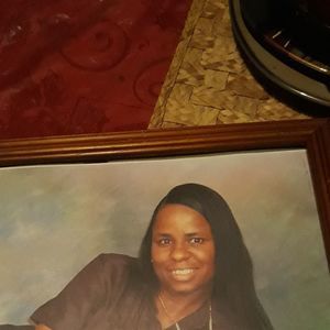 Meet your Posher, Gloria